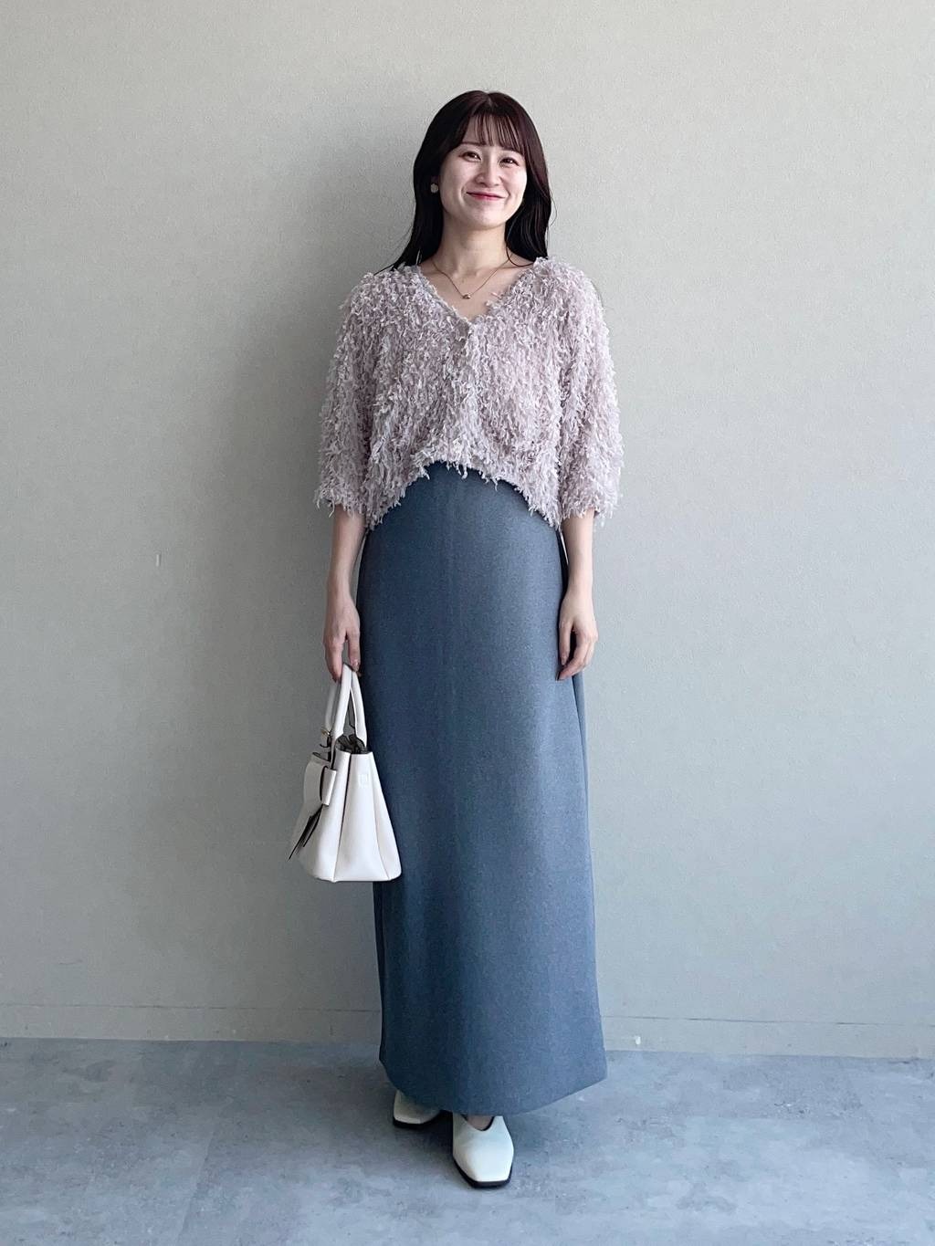 mysty womanの【WEB限定カラー有】イージーストレッチナロースカートを使ったコーディネートを紹介します。｜Rakuten Fashion(楽天ファッション／旧楽天ブランドアベニュー)6057742