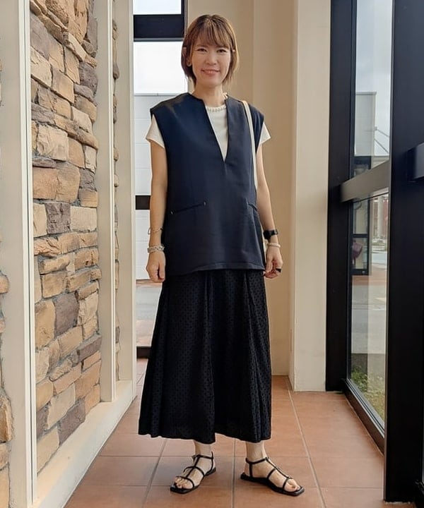 BEAMS HEARTのキーネック オーバー ベストを使ったコーディネートを紹介します。｜Rakuten Fashion(楽天ファッション／旧楽天ブランドアベニュー)6059366