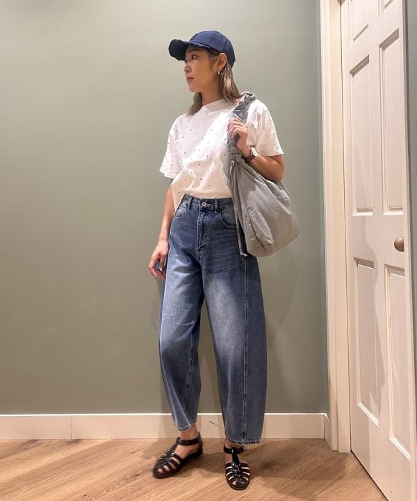 BEAMS HEARTのカラフル ホット フィックス Tシャツを使ったコーディネートを紹介します。｜Rakuten Fashion(楽天ファッション／旧楽天ブランドアベニュー)6060862