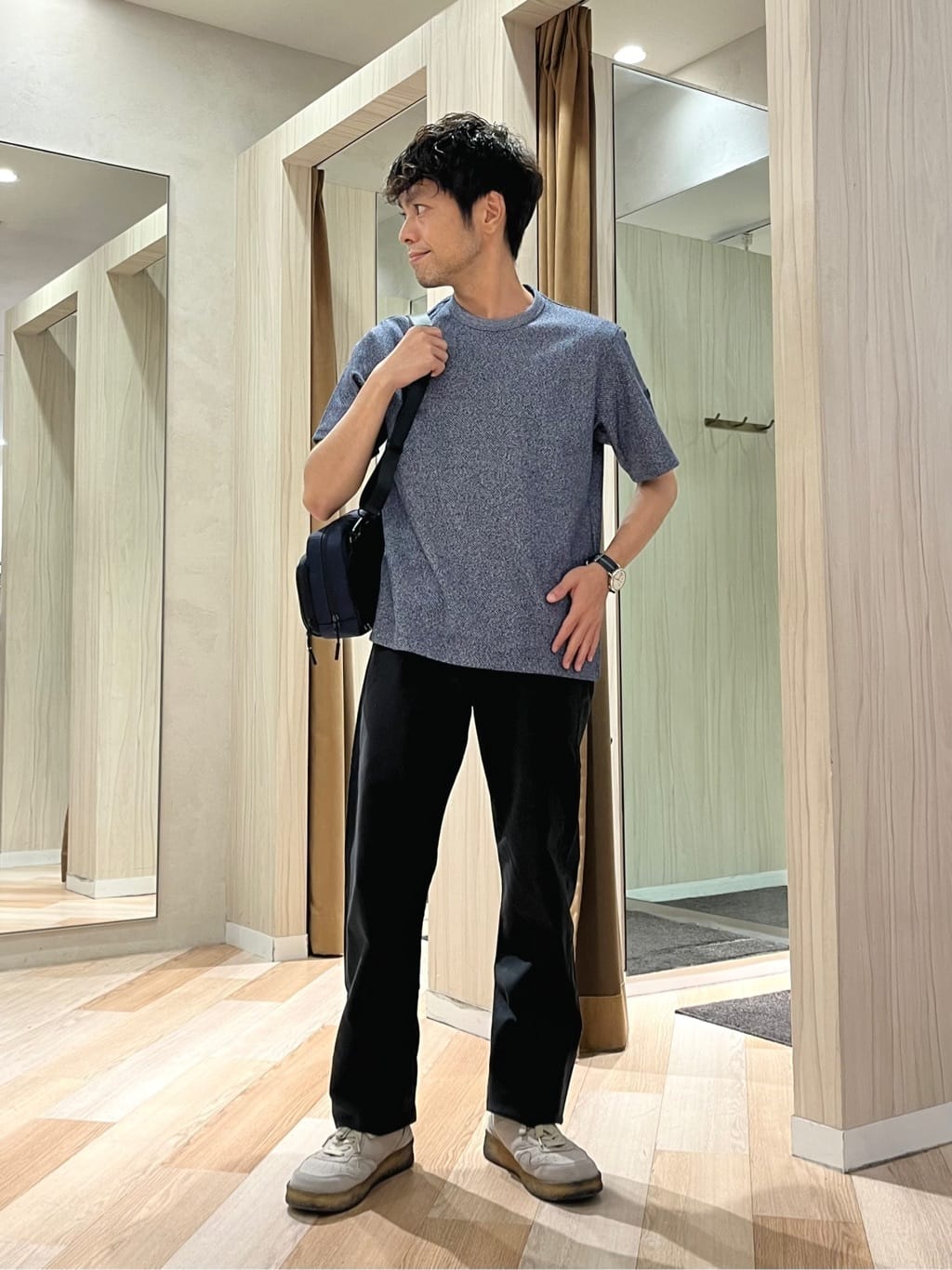 TAKEO KIKUCHIの【尾州織/Made in JAPAN】メランジ Tシャツを使ったコーディネートを紹介します。｜Rakuten Fashion(楽天ファッション／旧楽天ブランドアベニュー)6061369