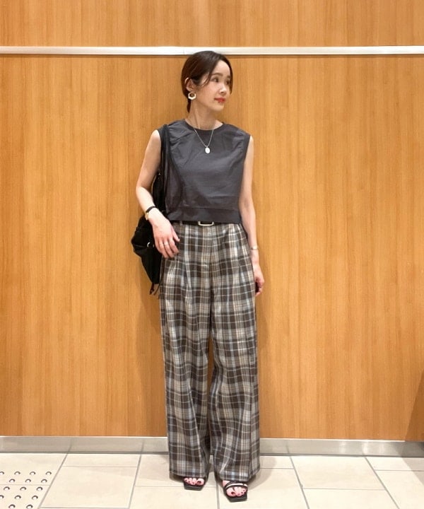 BEAMS HEARTのチェック スラックス ワイド パンツを使ったコーディネートを紹介します。｜Rakuten Fashion(楽天ファッション／旧楽天ブランドアベニュー)6062710
