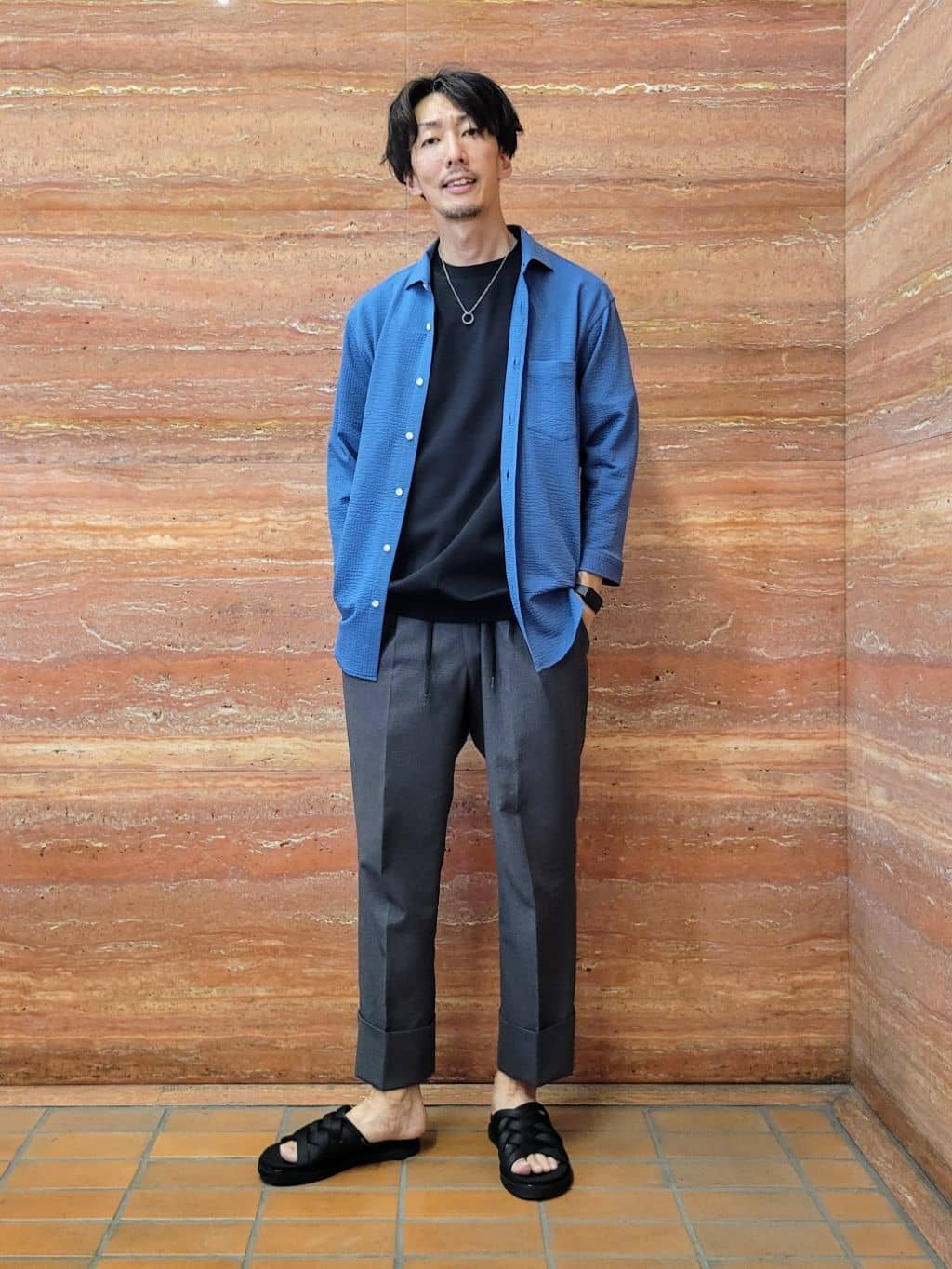 TAKEO KIKUCHIの【抗菌防臭/7分袖】サッカージャージ ストライプシャツを使ったコーディネートを紹介します。｜Rakuten Fashion(楽天ファッション／旧楽天ブランドアベニュー)6067860