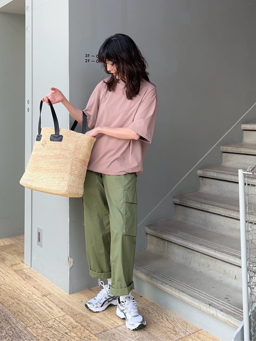 TAKEO KIKUCHIの【COOL CITY WEAR】テーラードTシャツ /接触冷感を使ったコーディネートを紹介します。｜Rakuten Fashion(楽天ファッション／旧楽天ブランドアベニュー)6069933