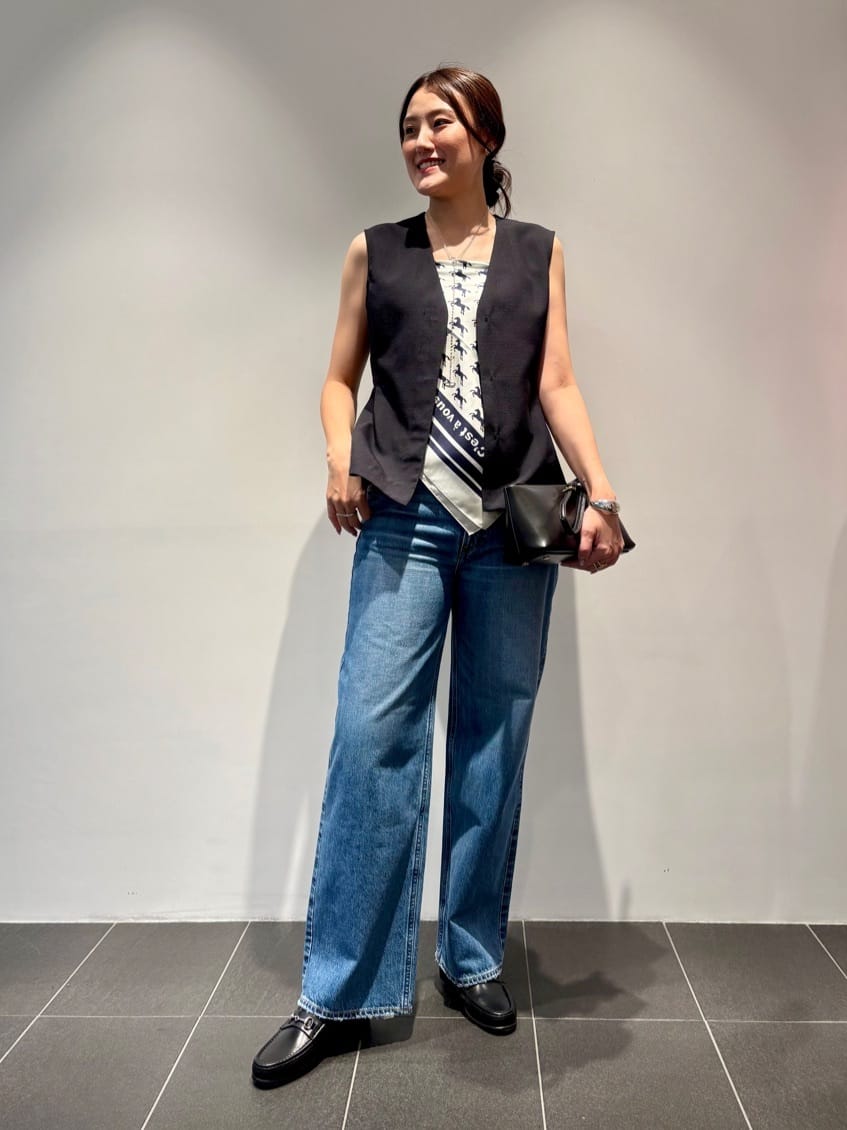 1er Arrondissementのペプラムジレを使ったコーディネートを紹介します。｜Rakuten Fashion(楽天ファッション／旧楽天ブランドアベニュー)6073162