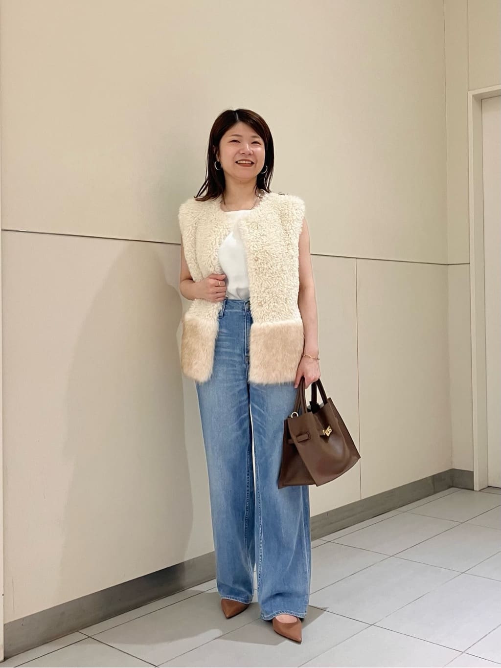 allurevilleの◇ ポインテッドスリングバックストラップパンプスを使ったコーディネートを紹介します。｜Rakuten Fashion(楽天ファッション／旧楽天ブランドアベニュー)6074615
