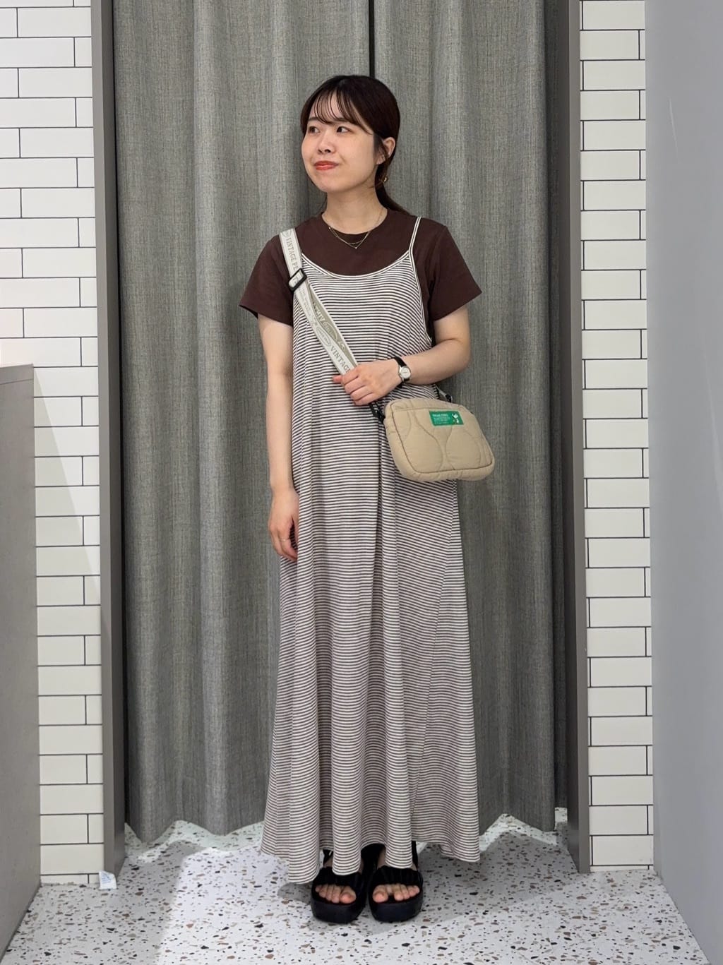 Green ParksのフライスコンパクトTシャツを使ったコーディネートを紹介します。｜Rakuten Fashion(楽天ファッション／旧楽天ブランドアベニュー)6075787