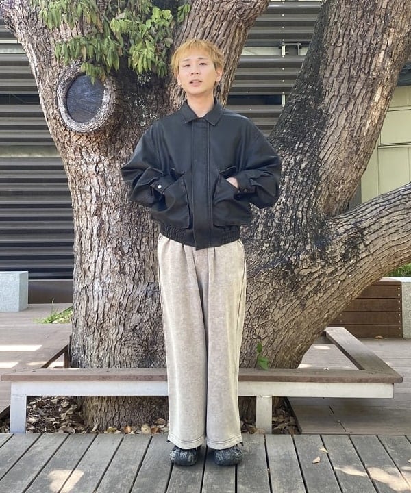 BEAMS HEARTのBEAMS HEART｜クラシック フェイクレザー ブルゾン｜メンズ アウター ジャケット｜合成皮革 リラックスフィット ヴィンテージ風｜秋冬を使ったコーディネートを紹介します。｜Rakuten Fashion(楽天ファッション／旧楽天ブランドアベニュー)6081289