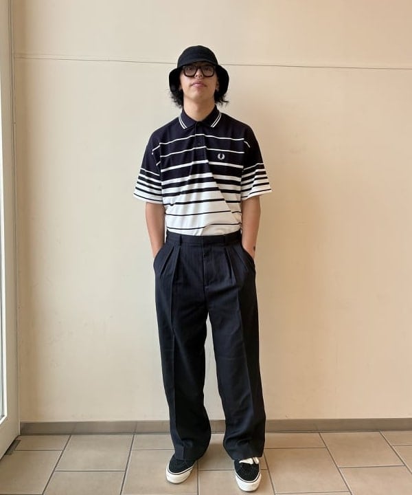 BEAMS MENのストライプ 2タック ワイドパンツを使ったコーディネートを紹介します。｜Rakuten Fashion(楽天ファッション／旧楽天ブランドアベニュー)6081349