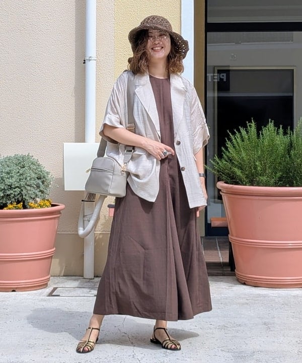 BEAMS HEARTのペーパー スカシハット レディース 帽子を使ったコーディネートを紹介します。｜Rakuten Fashion(楽天ファッション／旧楽天ブランドアベニュー)6081431