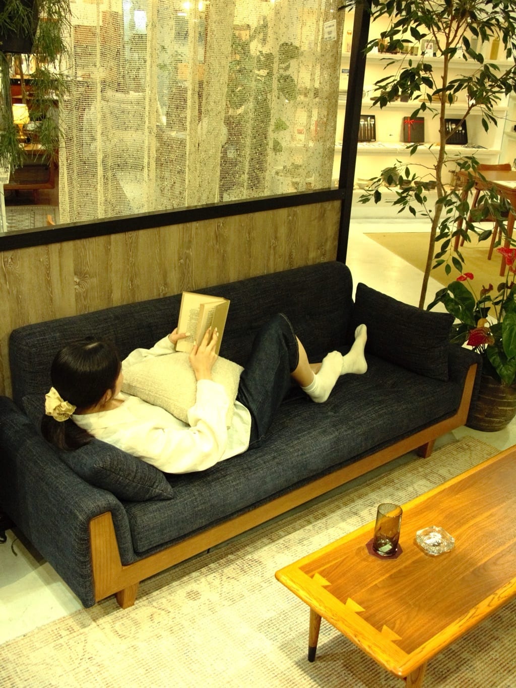 journal standard Furnitureの《予約》WESTDALE RUG 140X200 ウェストデール ラグを使ったコーディネートを紹介します。｜Rakuten Fashion(楽天ファッション／旧楽天ブランドアベニュー)6082340