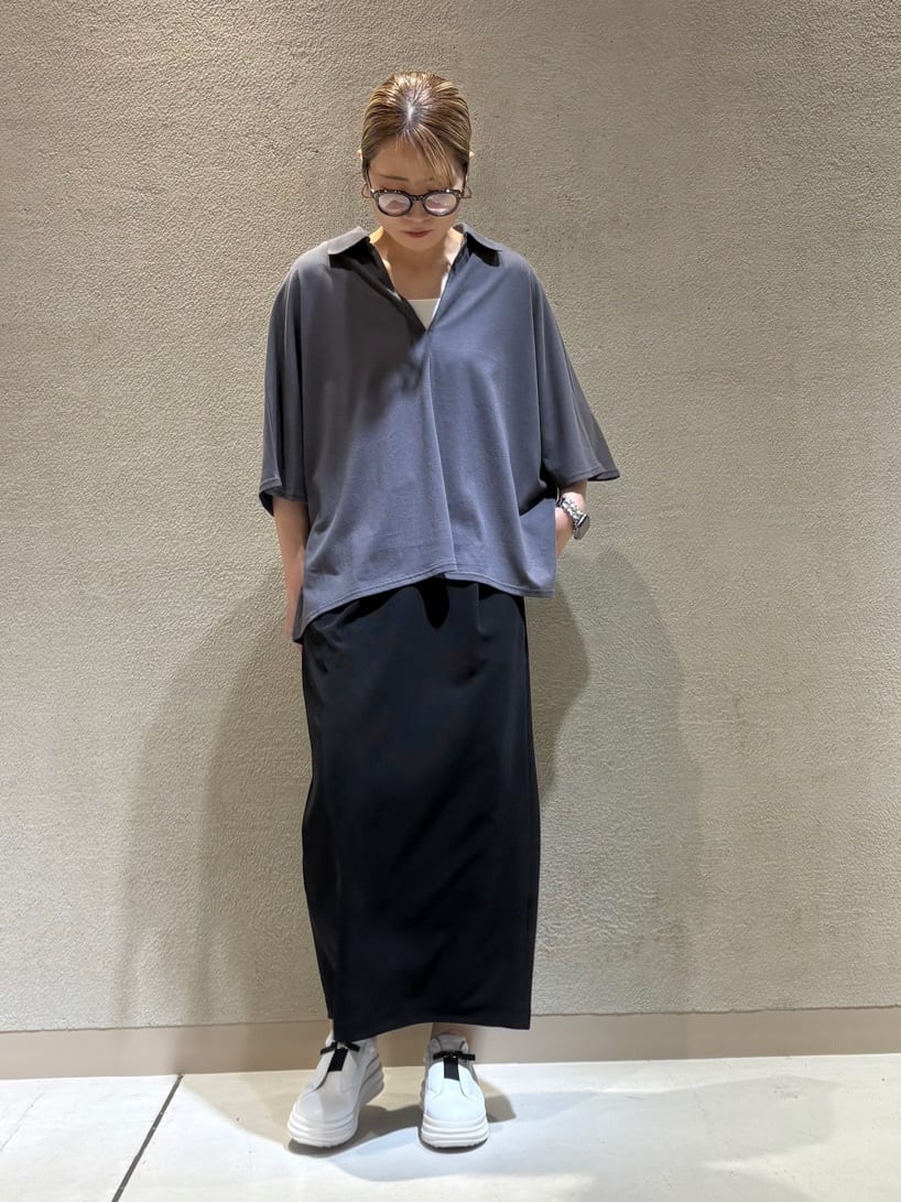 Vinのサテン×カットソーコンビタンクトップを使ったコーディネートを紹介します。｜Rakuten Fashion(楽天ファッション／旧楽天ブランドアベニュー)6083171