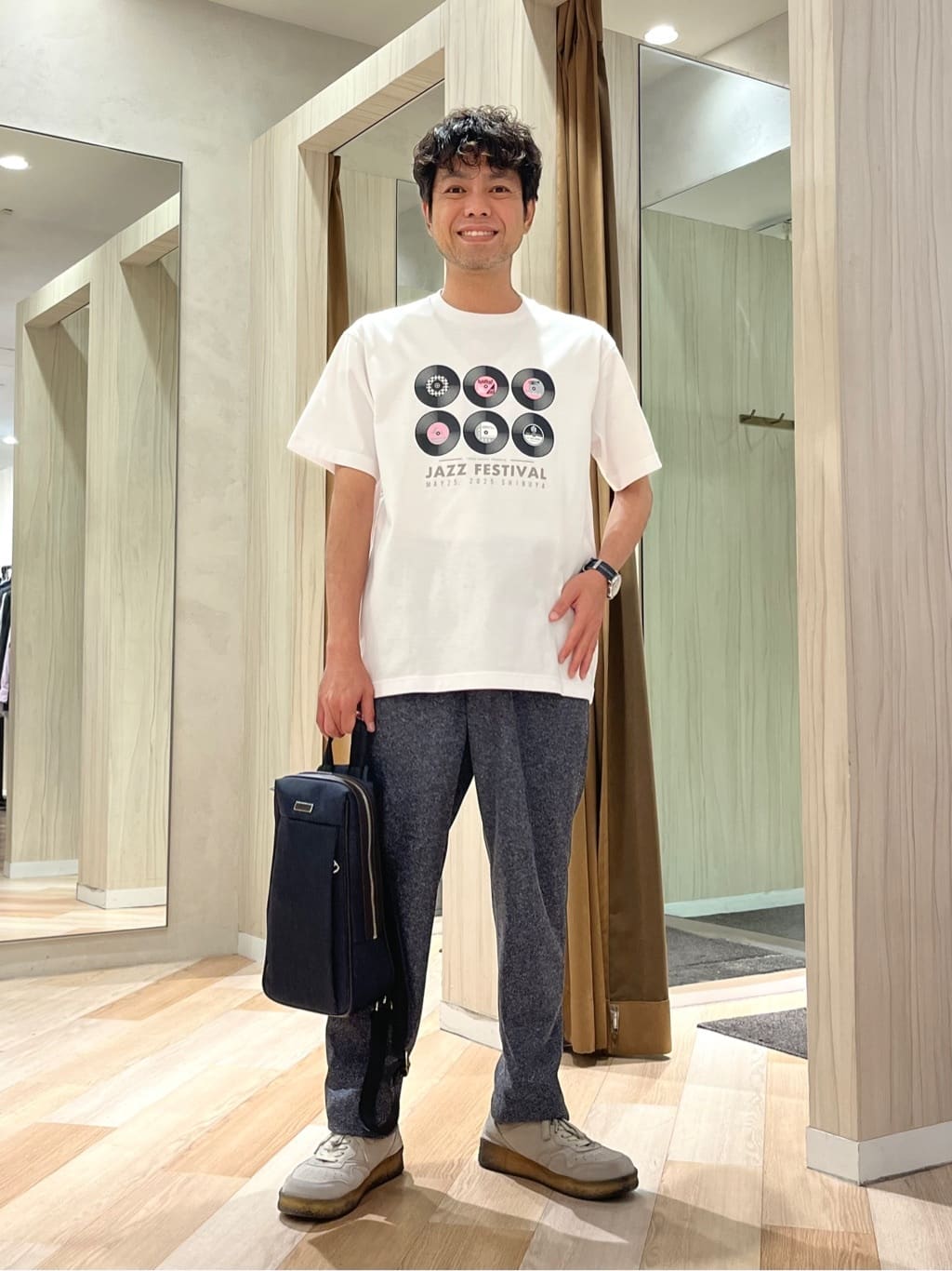 TAKEO KIKUCHIのレコードプリント 天竺 Tシャツを使ったコーディネートを紹介します。｜Rakuten Fashion(楽天ファッション／旧楽天ブランドアベニュー)6084389
