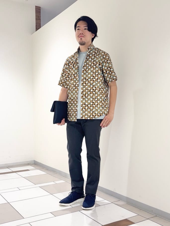 TAKEO KIKUCHIの【COOL CITY WEAR】籠目アート柄 サッカーシャツ /通気性を使ったコーディネートを紹介します。｜Rakuten Fashion(楽天ファッション／旧楽天ブランドアベニュー)6087589