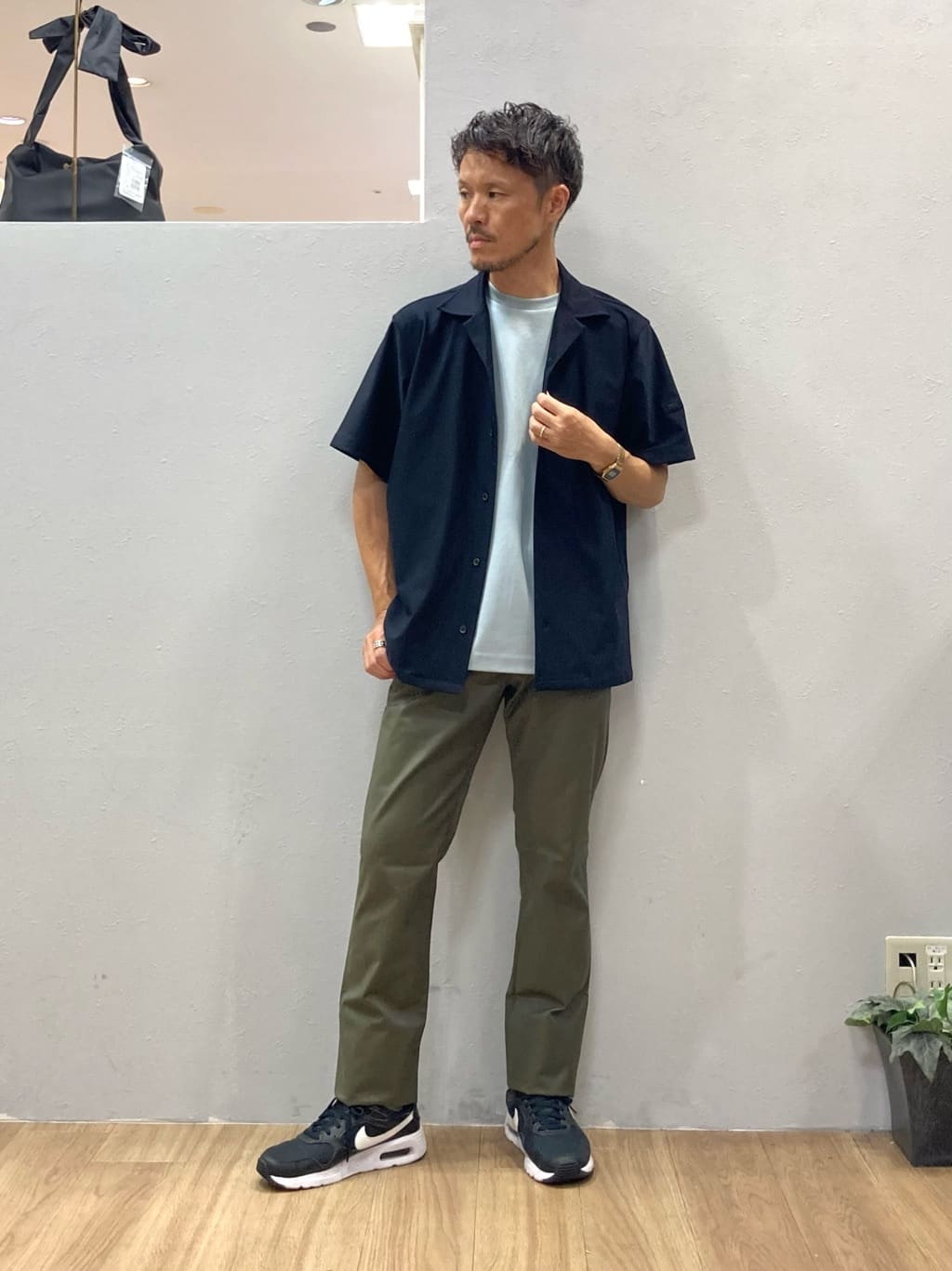 TAKEO KIKUCHIの【COOL CITY WEAR】エアートール オープンカラーシャツ /接触冷感・通気性を使ったコーディネートを紹介します。｜Rakuten Fashion(楽天ファッション／旧楽天ブランドアベニュー)6088194