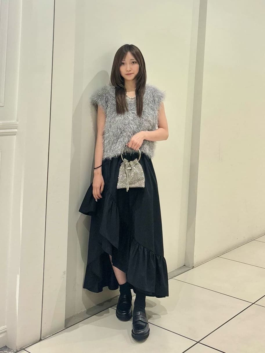 allurevilleのドライシャギープルオーバーを使ったコーディネートを紹介します。｜Rakuten Fashion(楽天ファッション／旧楽天ブランドアベニュー)6089481