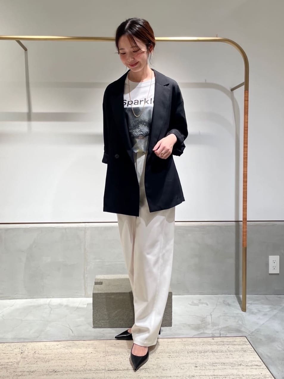 1er ArrondissementのフォトプリントTシャツ(Sparkle)を使ったコーディネートを紹介します。｜Rakuten Fashion(楽天ファッション／旧楽天ブランドアベニュー)6090996