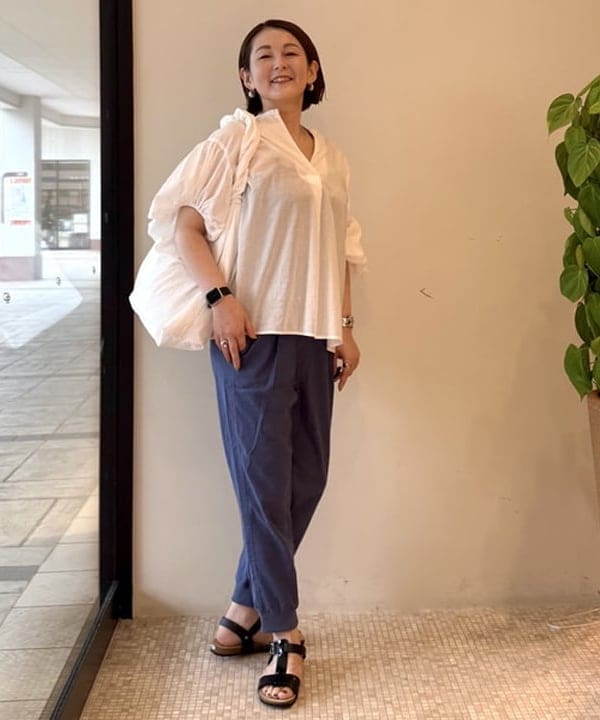 BEAMS HEARTのギャザーハンドル トートバッグ  レディースを使ったコーディネートを紹介します。｜Rakuten Fashion(楽天ファッション／旧楽天ブランドアベニュー)6096055