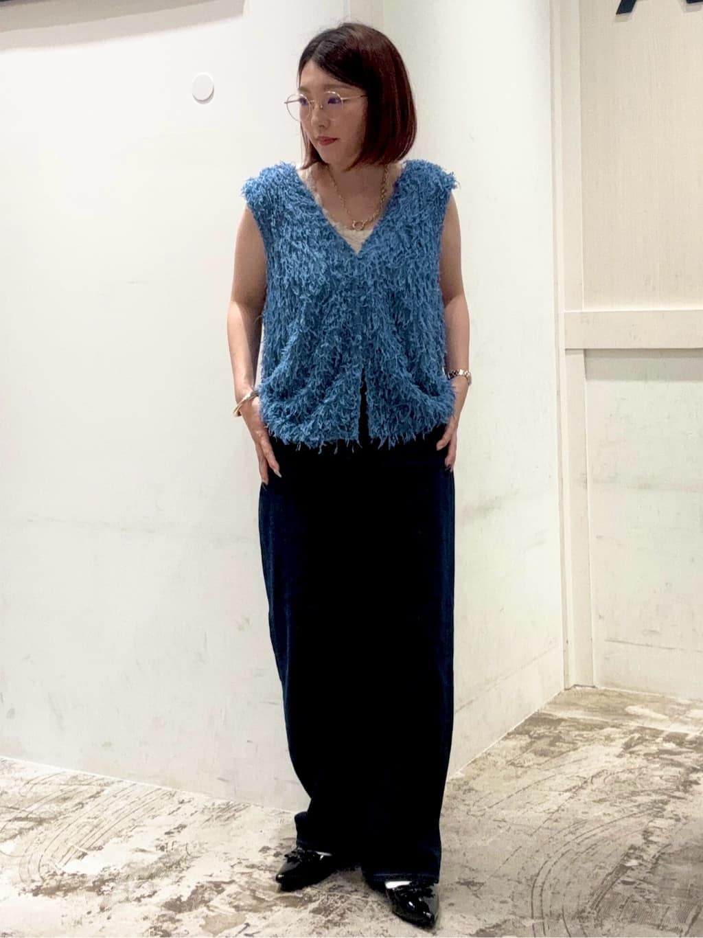 AMERICAN HOLICの【前後2WAY】フリンジベストを使ったコーディネートを紹介します。｜Rakuten Fashion(楽天ファッション／旧楽天ブランドアベニュー)6096322