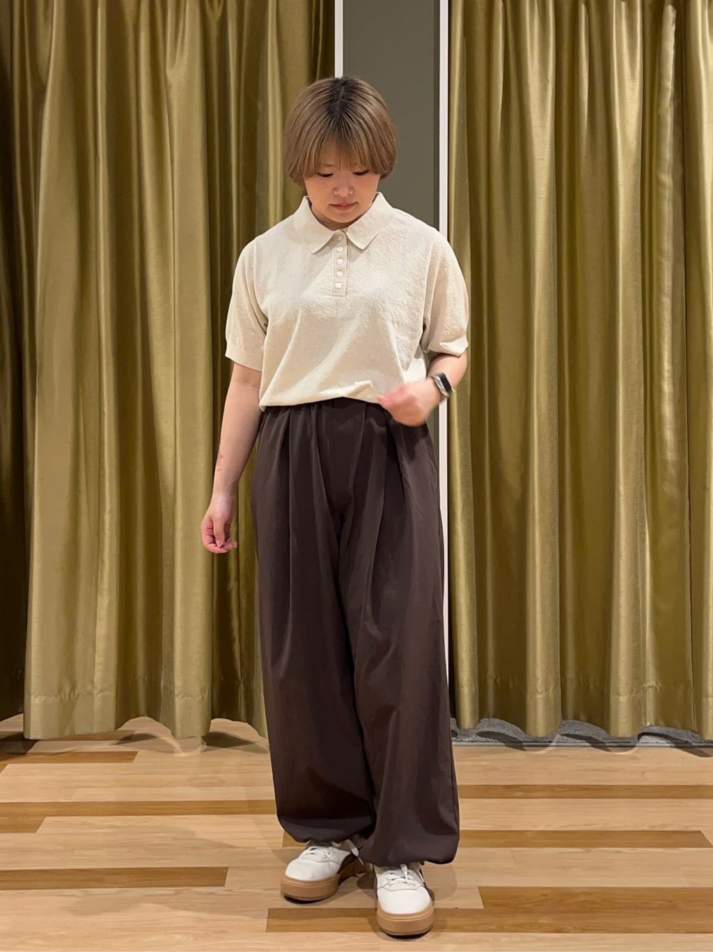 Green Parksのブークレ半袖ニットトップスを使ったコーディネートを紹介します。｜Rakuten Fashion(楽天ファッション／旧楽天ブランドアベニュー)6097796
