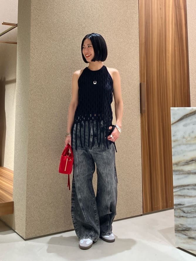 allurevilleのハンモックフリンジプルオーバーを使ったコーディネートを紹介します。｜Rakuten Fashion(楽天ファッション／旧楽天ブランドアベニュー)6098457