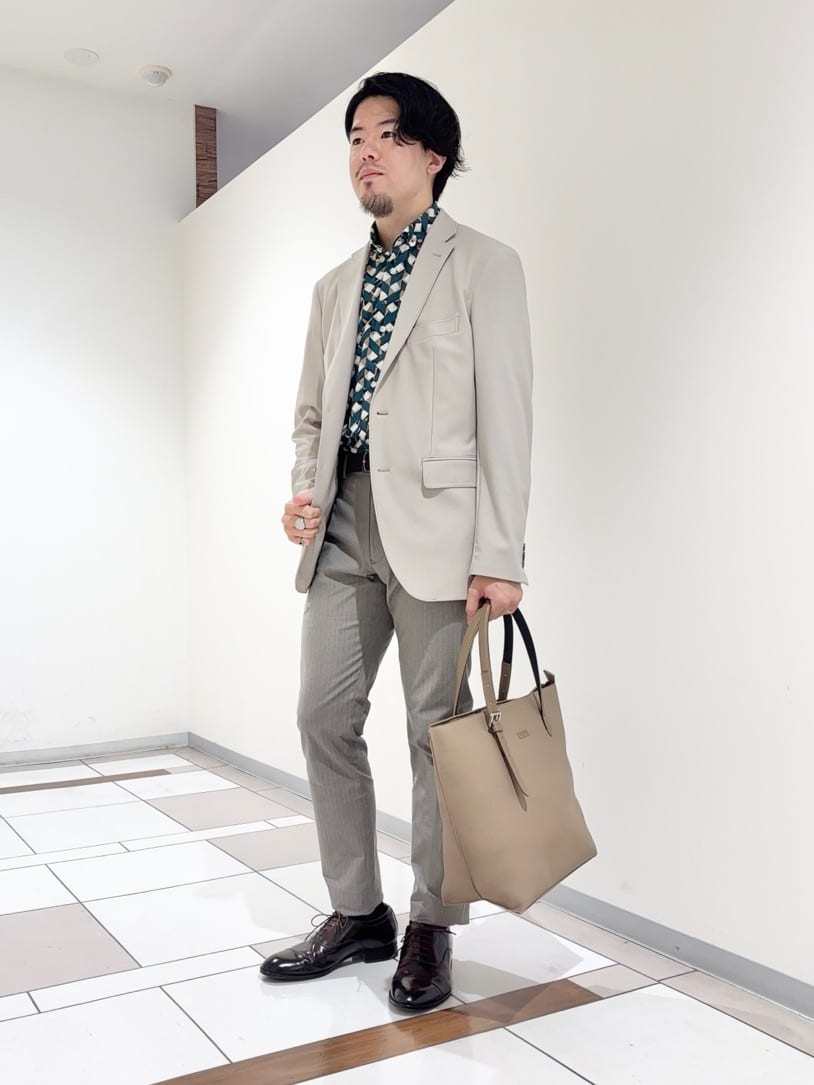 TAKEO KIKUCHIの【360°ストレッチ/セットアップ対応】None Of Stress ジャケットを使ったコーディネートを紹介します。｜Rakuten Fashion(楽天ファッション／旧楽天ブランドアベニュー)6099549