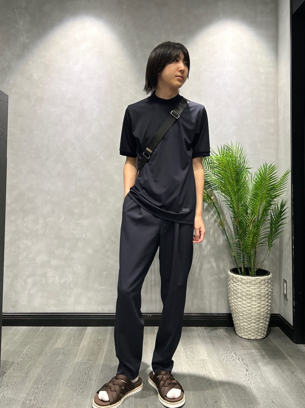 TAKEO KIKUCHIの【COOL CITY WEAR】モックネック プルオーバー /接触冷感を使ったコーディネートを紹介します。｜Rakuten Fashion(楽天ファッション／旧楽天ブランドアベニュー)6103534