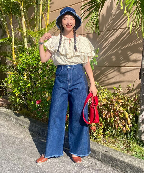 BEAMS HEARTの脇 ライン デニム パンツを使ったコーディネートを紹介します。｜Rakuten Fashion(楽天ファッション／旧楽天ブランドアベニュー)6104661