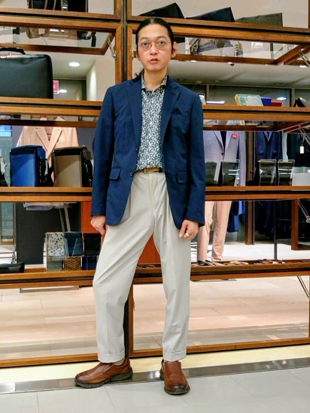 TAKEO KIKUCHIの【抗菌防臭】COOL DOTS(R)ドビープリント ジャケットを使ったコーディネートを紹介します。｜Rakuten Fashion(楽天ファッション／旧楽天ブランドアベニュー)6105464