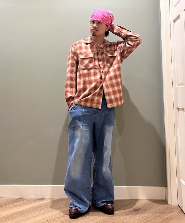 BEAMS HEARTのポリエステル レーヨン オンブレーチェック シャツを使ったコーディネートを紹介します。｜Rakuten Fashion(楽天ファッション／旧楽天ブランドアベニュー)6106618