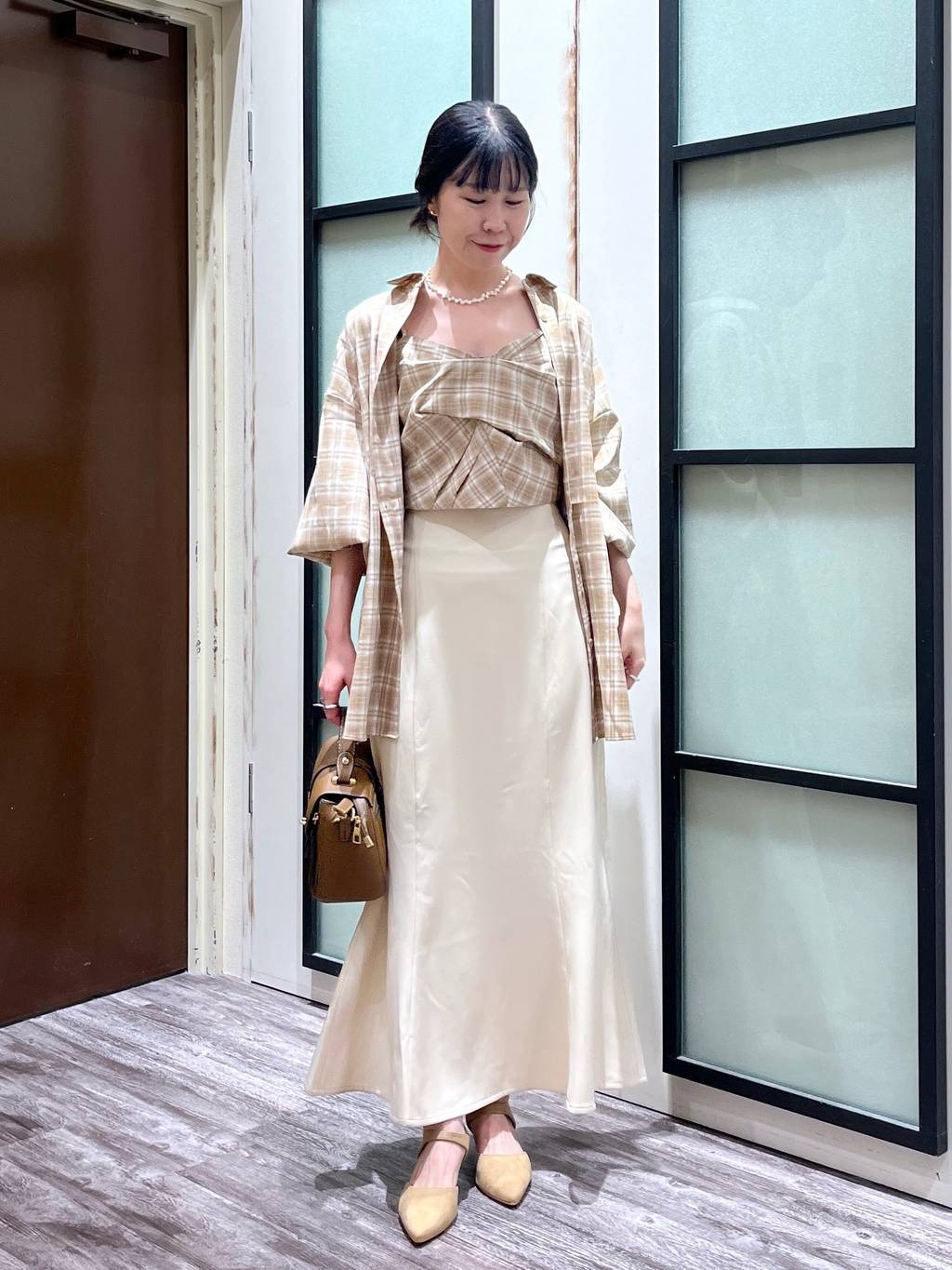 mysty womanのオンブレーチェックキャミSETシャツを使ったコーディネートを紹介します。｜Rakuten Fashion(楽天ファッション／旧楽天ブランドアベニュー)6106561