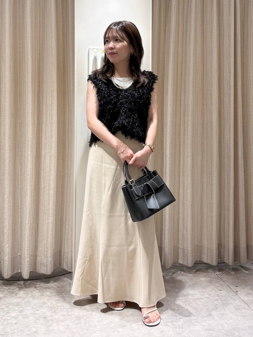 mysty womanのリボンモチーフバッグを使ったコーディネートを紹介します。｜Rakuten Fashion(楽天ファッション／旧楽天ブランドアベニュー)6106664