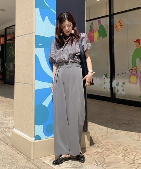 BEAMS HEARTのグルカ スラックス パンツを使ったコーディネートを紹介します。｜Rakuten Fashion(楽天ファッション／旧楽天ブランドアベニュー)6113508