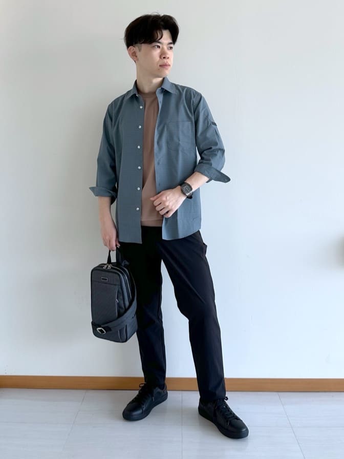 TAKEO KIKUCHIの【COOL CITY WEAR】DotAir(R)サッカー シャツを使ったコーディネートを紹介します。｜Rakuten Fashion(楽天ファッション／旧楽天ブランドアベニュー)6113686