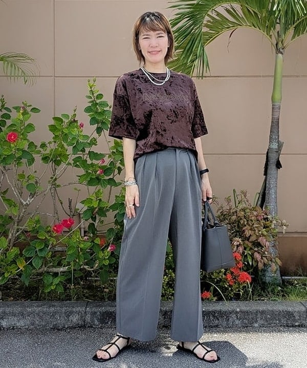 BEAMS HEARTの刺繍ロゴ ベロア Tシャツを使ったコーディネートを紹介します。｜Rakuten Fashion(楽天ファッション／旧楽天ブランドアベニュー)6114573