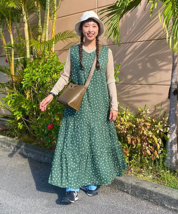 BEAMS HEARTの【秋まで使える】シャイニー シアー プルオーバー 25AW カットソー 長袖 レイヤードを使ったコーディネートを紹介します。｜Rakuten Fashion(楽天ファッション／旧楽天ブランドアベニュー)6114591