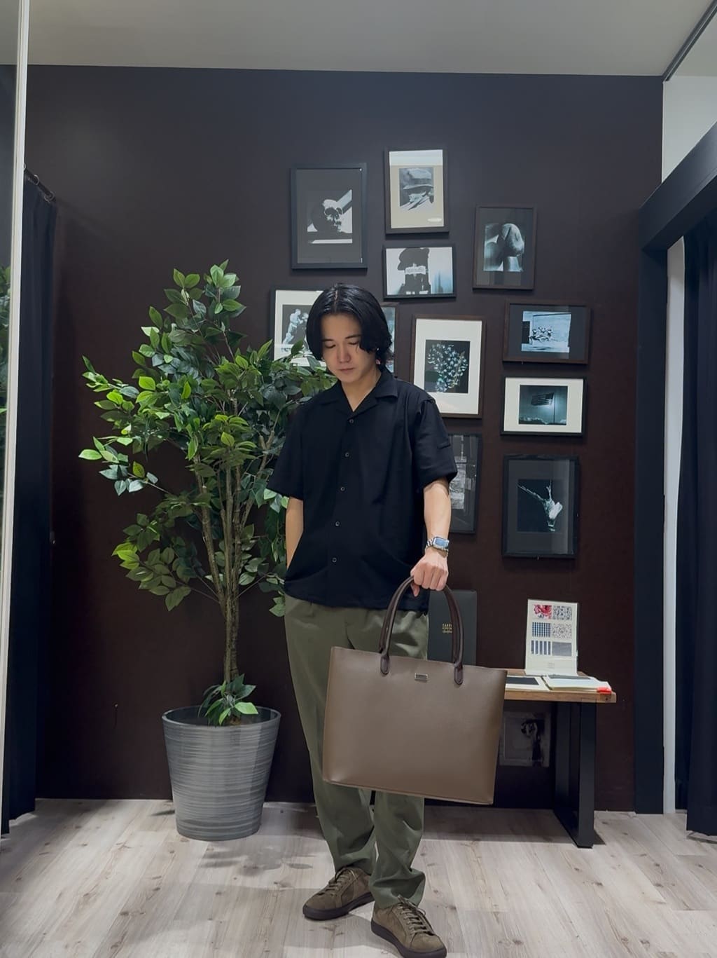 TAKEO KIKUCHIの【COOL CITY WEAR】エアートール オープンカラーシャツ /接触冷感・通気性を使ったコーディネートを紹介します。｜Rakuten Fashion(楽天ファッション／旧楽天ブランドアベニュー)6114817