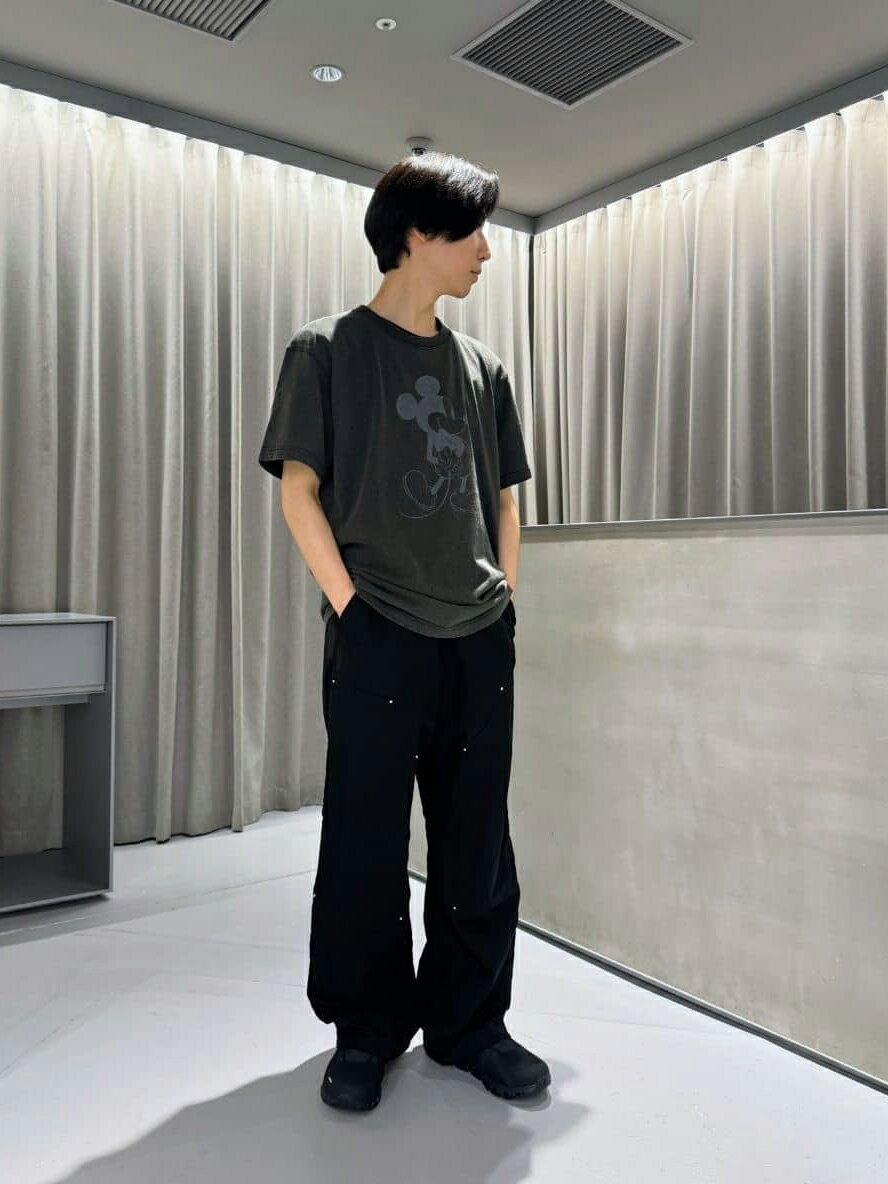 LOVELESSの【ミッキーマウス / LOVELESS限定】プリントTシャツ(バックスタイル)を使ったコーディネートを紹介します。｜Rakuten Fashion(楽天ファッション／旧楽天ブランドアベニュー)6117815