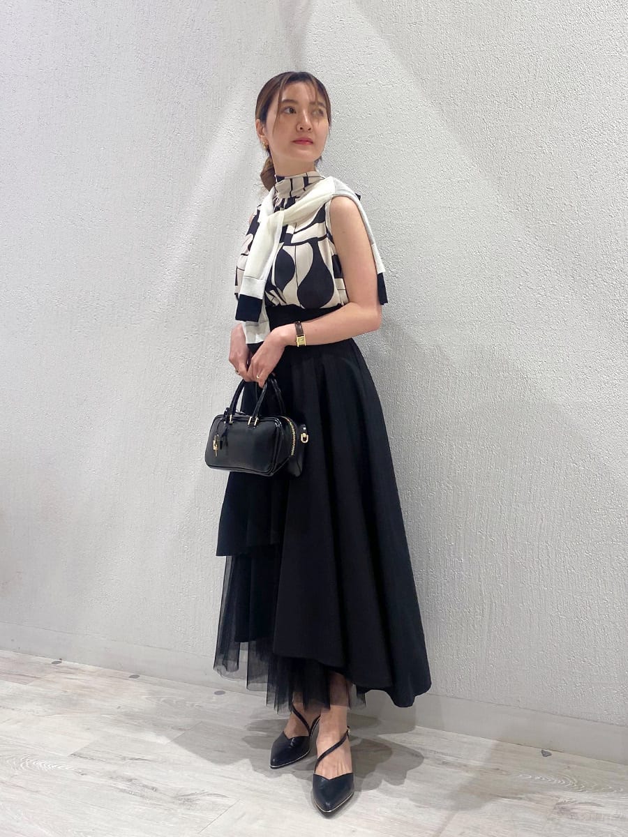 Vinのレイヤードシアーカーディガンを使ったコーディネートを紹介します。｜Rakuten Fashion(楽天ファッション／旧楽天ブランドアベニュー)6121655