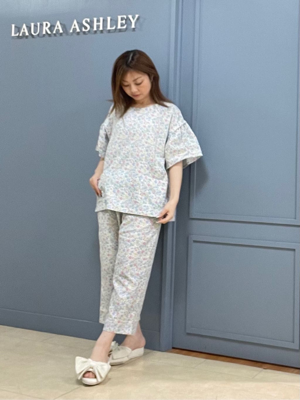 LAURA ASHLEY | 【シングルサイズ】ベッドスカート | Rakuten Fashion