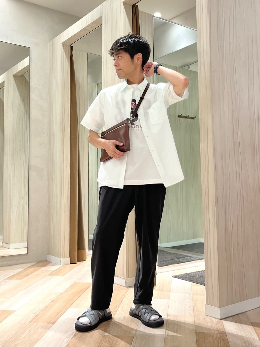 TAKEO KIKUCHIの【播州織り】ドビーストレッチシャツを使ったコーディネートを紹介します。｜Rakuten Fashion(楽天ファッション／旧楽天ブランドアベニュー)6127648