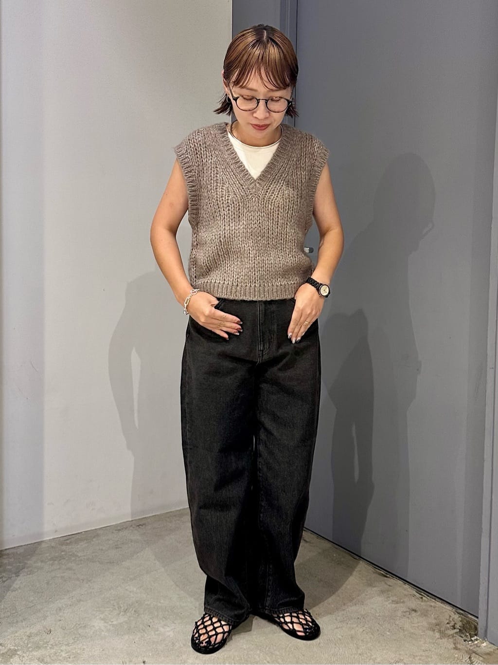 AMERICAN HOLICの【選べる丈】甘編みニットベストを使ったコーディネートを紹介します。｜Rakuten Fashion(楽天ファッション／旧楽天ブランドアベニュー)6134510