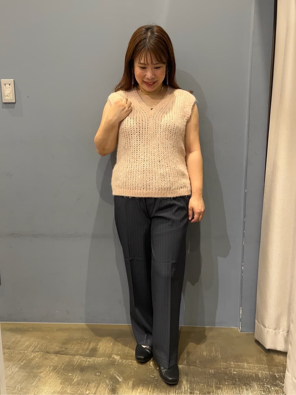AMERICAN HOLICの【選べる丈】甘編みニットベストを使ったコーディネートを紹介します。｜Rakuten Fashion(楽天ファッション／旧楽天ブランドアベニュー)6135969