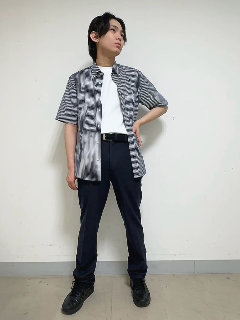 TAKEO KIKUCHIの【Sサイズ~】ラッセルメッシュ パンツを使ったコーディネートを紹介します。｜Rakuten Fashion(楽天ファッション／旧楽天ブランドアベニュー)6139672