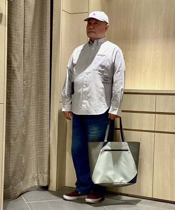 BEAMS HEARTのレタード オックスフォード ボタンダウンシャツを使ったコーディネートを紹介します。｜Rakuten Fashion(楽天ファッション／旧楽天ブランドアベニュー)6140646