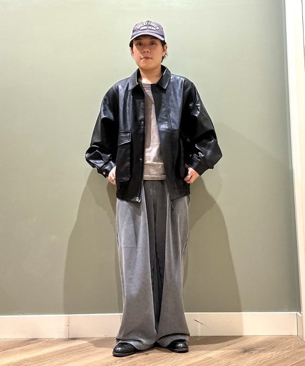 BEAMS HEARTのスノーウォッシュ スウェットパンツを使ったコーディネートを紹介します。｜Rakuten Fashion(楽天ファッション／旧楽天ブランドアベニュー)6140891