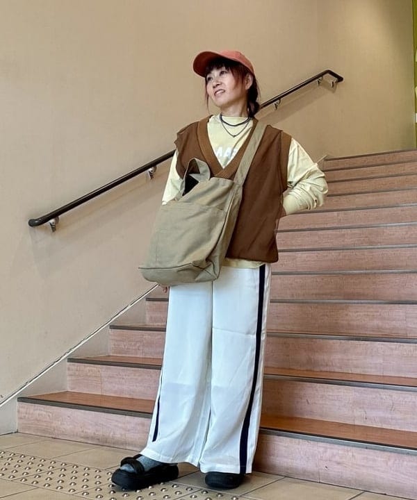 BEAMS HEARTのチュール レイヤード ベストを使ったコーディネートを紹介します。｜Rakuten Fashion(楽天ファッション／旧楽天ブランドアベニュー)6140905