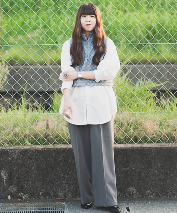 BEAMS HEARTのグルカ スラックス パンツを使ったコーディネートを紹介します。｜Rakuten Fashion(楽天ファッション／旧楽天ブランドアベニュー)6140913