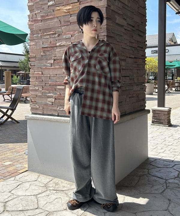 BEAMS HEARTのアシメ カットアウト タンクトップを使ったコーディネートを紹介します。｜Rakuten Fashion(楽天ファッション／旧楽天ブランドアベニュー)6141035