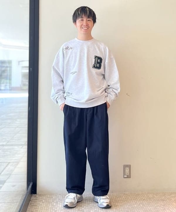 BEAMS HEARTのレタード ウラケ クルーネック スウェットを使ったコーディネートを紹介します。｜Rakuten Fashion(楽天ファッション／旧楽天ブランドアベニュー)6141062