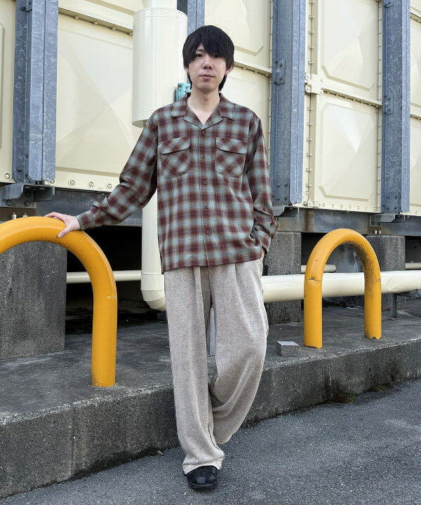 BEAMS HEARTのポリエステル レーヨン オンブレーチェック シャツを使ったコーディネートを紹介します。｜Rakuten Fashion(楽天ファッション／旧楽天ブランドアベニュー)6141695